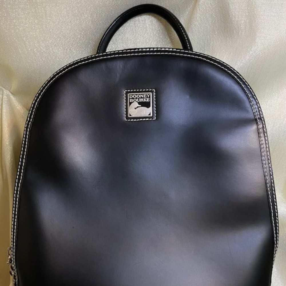 ❤️HOST PICK❤️ Dooney Bourke Backpack. Fabulous & Clean /H58